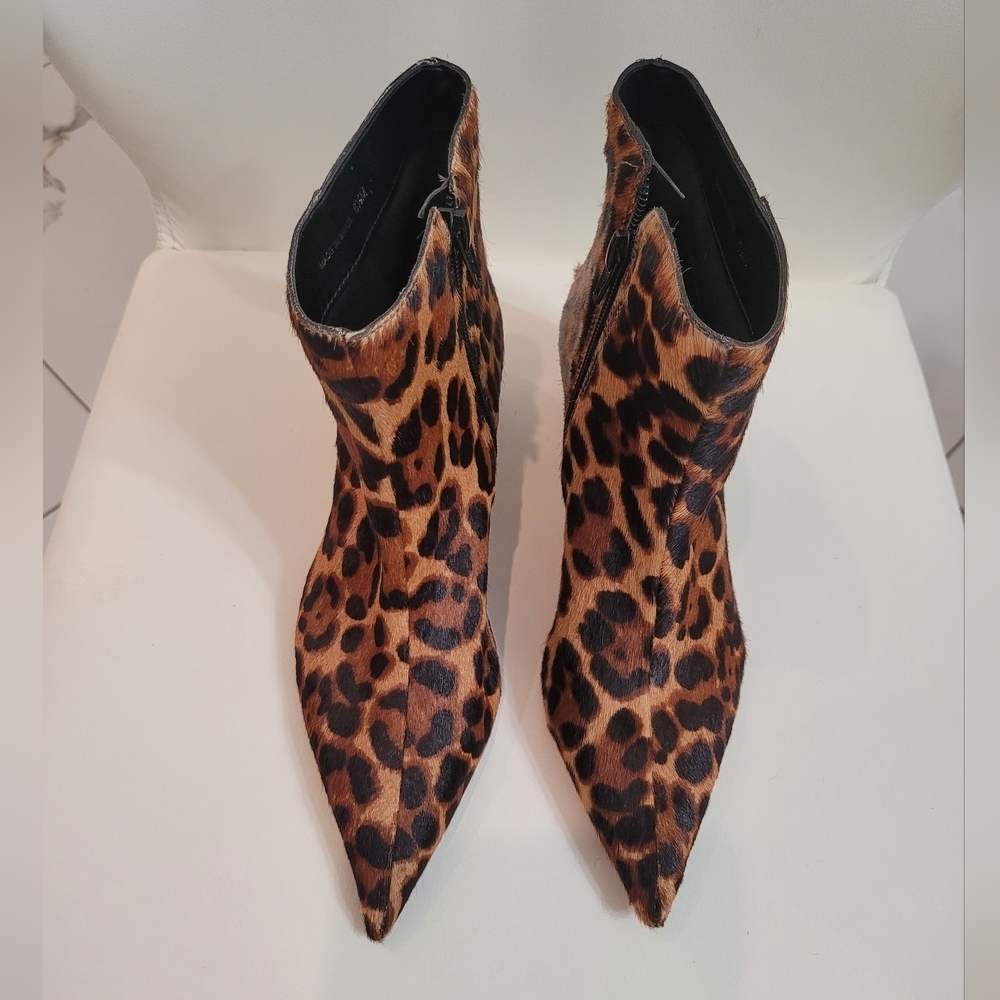 Gianni Bini Leopard Print Ankle Boots Size 6.5M New Made in Brazil - Picture 2 of 10
